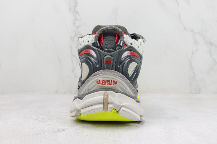 Balenciaga 7.0 Runner 