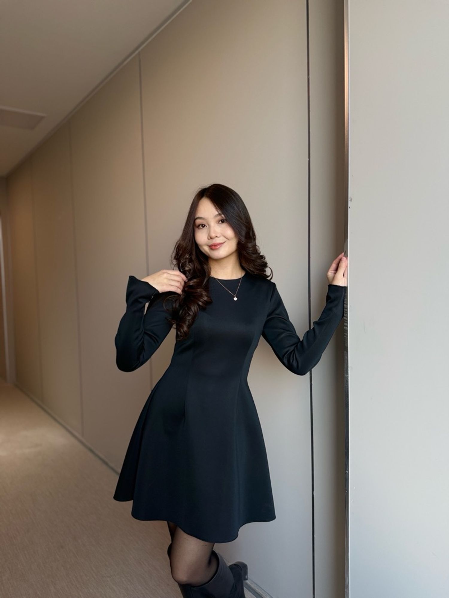 MINI BLACK DRESS 2025