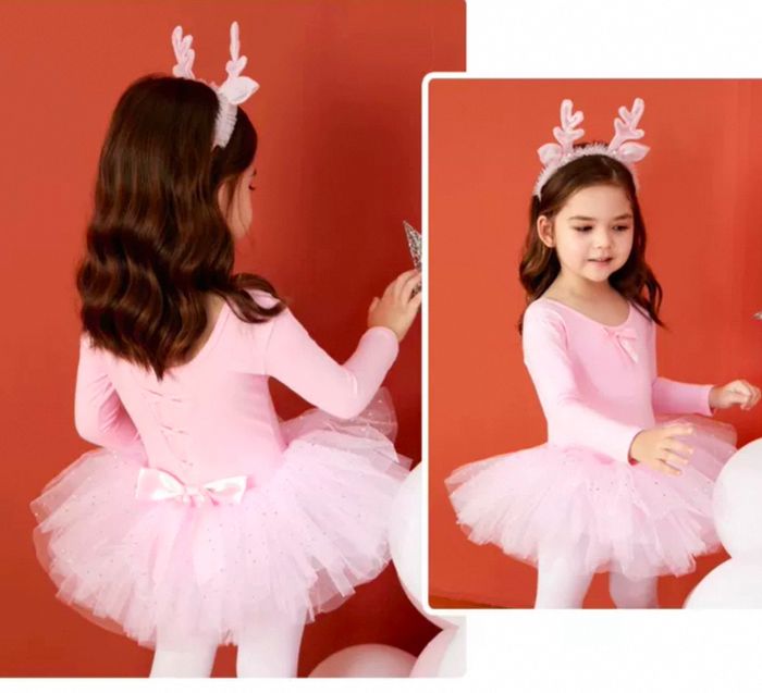 Гялтгар хормойтой ягаан