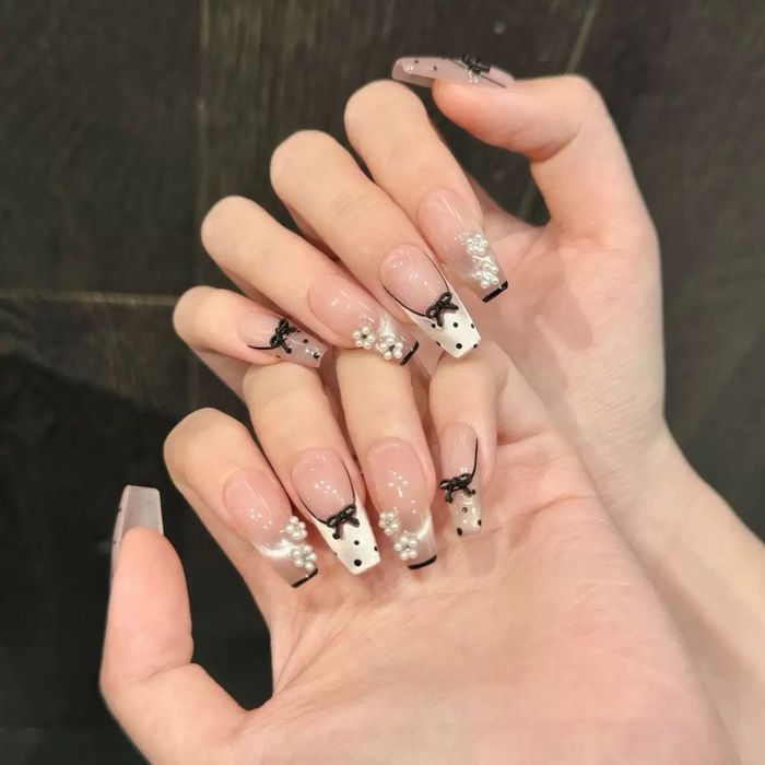 Наадаг хумс 