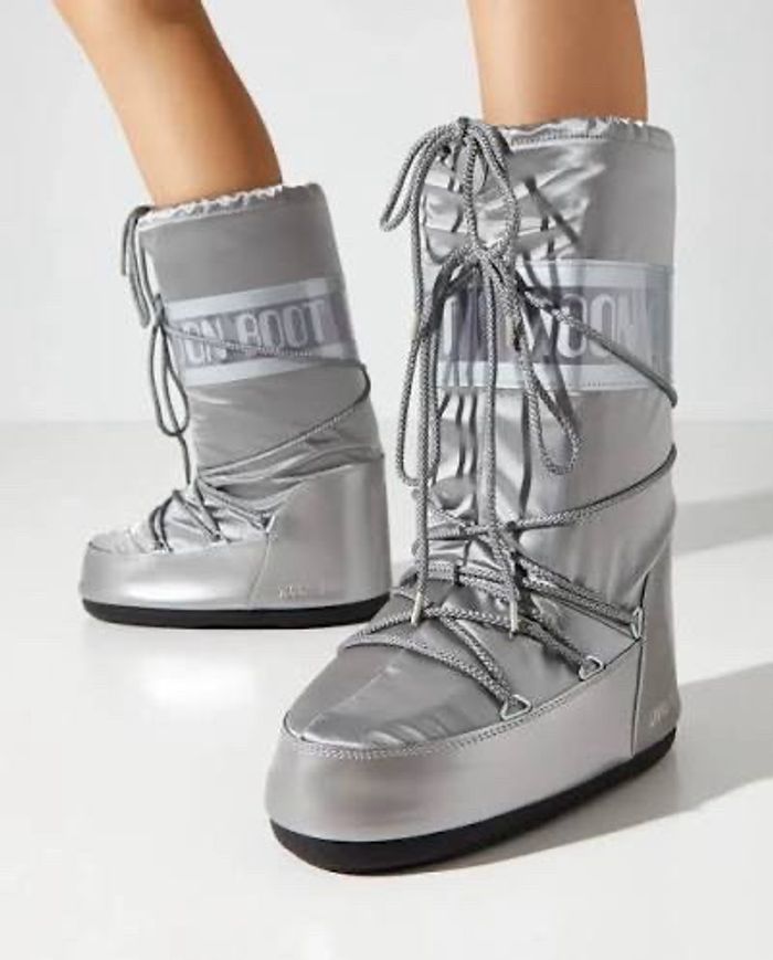 Moonboot silver