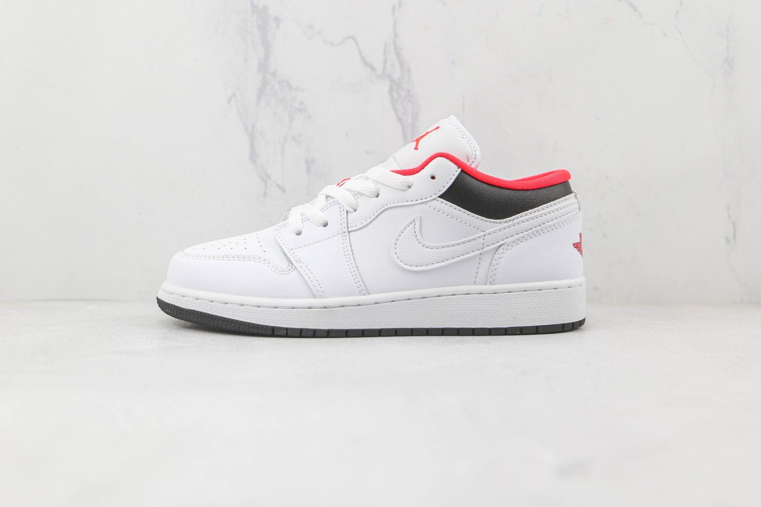 Jordan 1 Low White Black Infrared (GS)