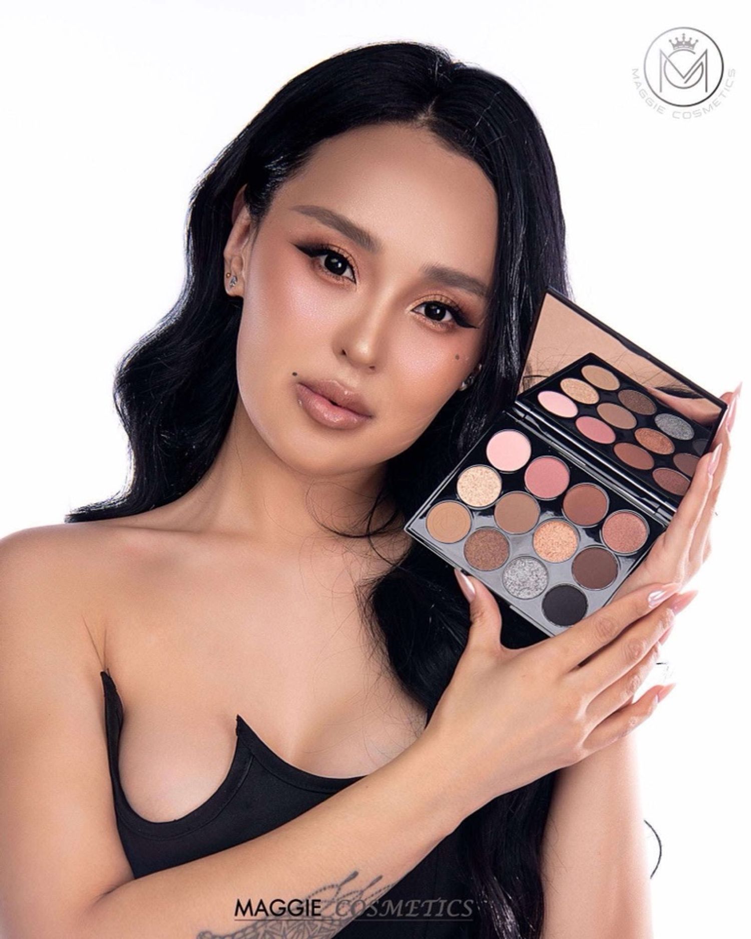 MAGGIE PRO PALETTE 