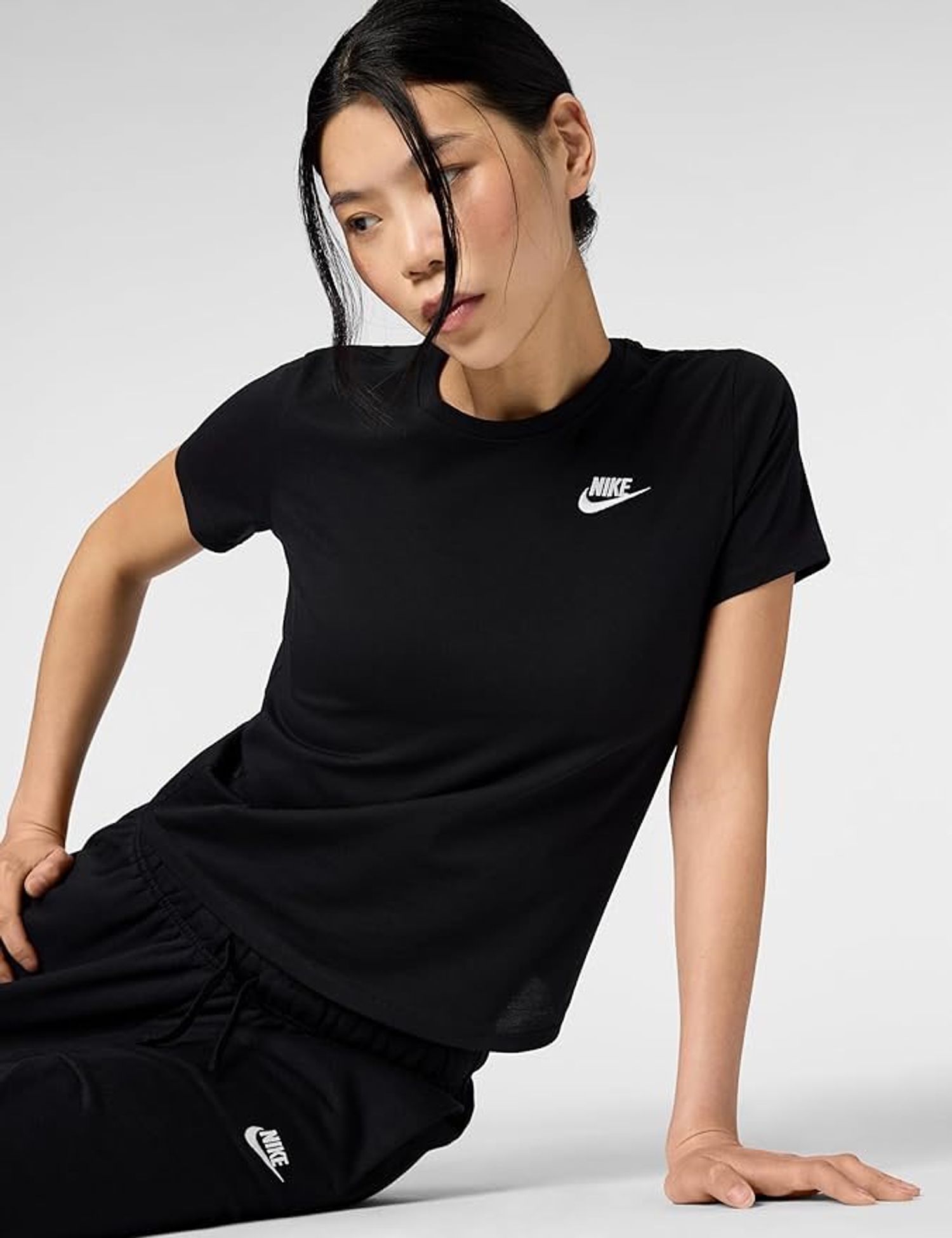 NIKE TEE