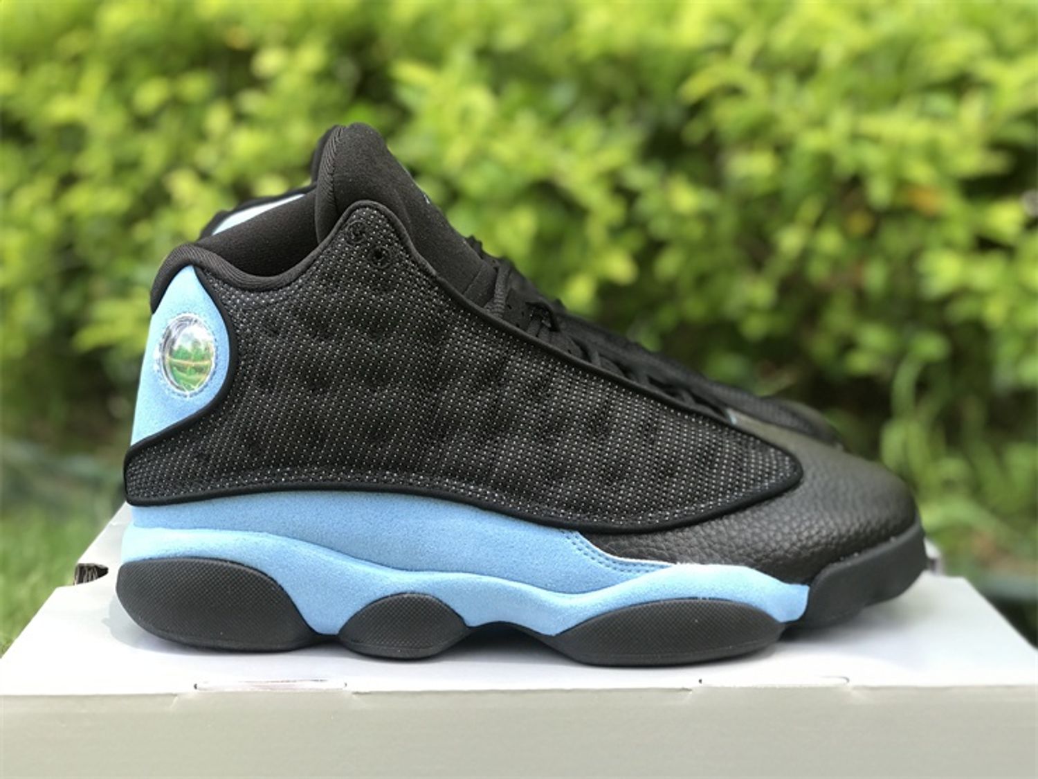 Air Jordan 13 Black/University Blue