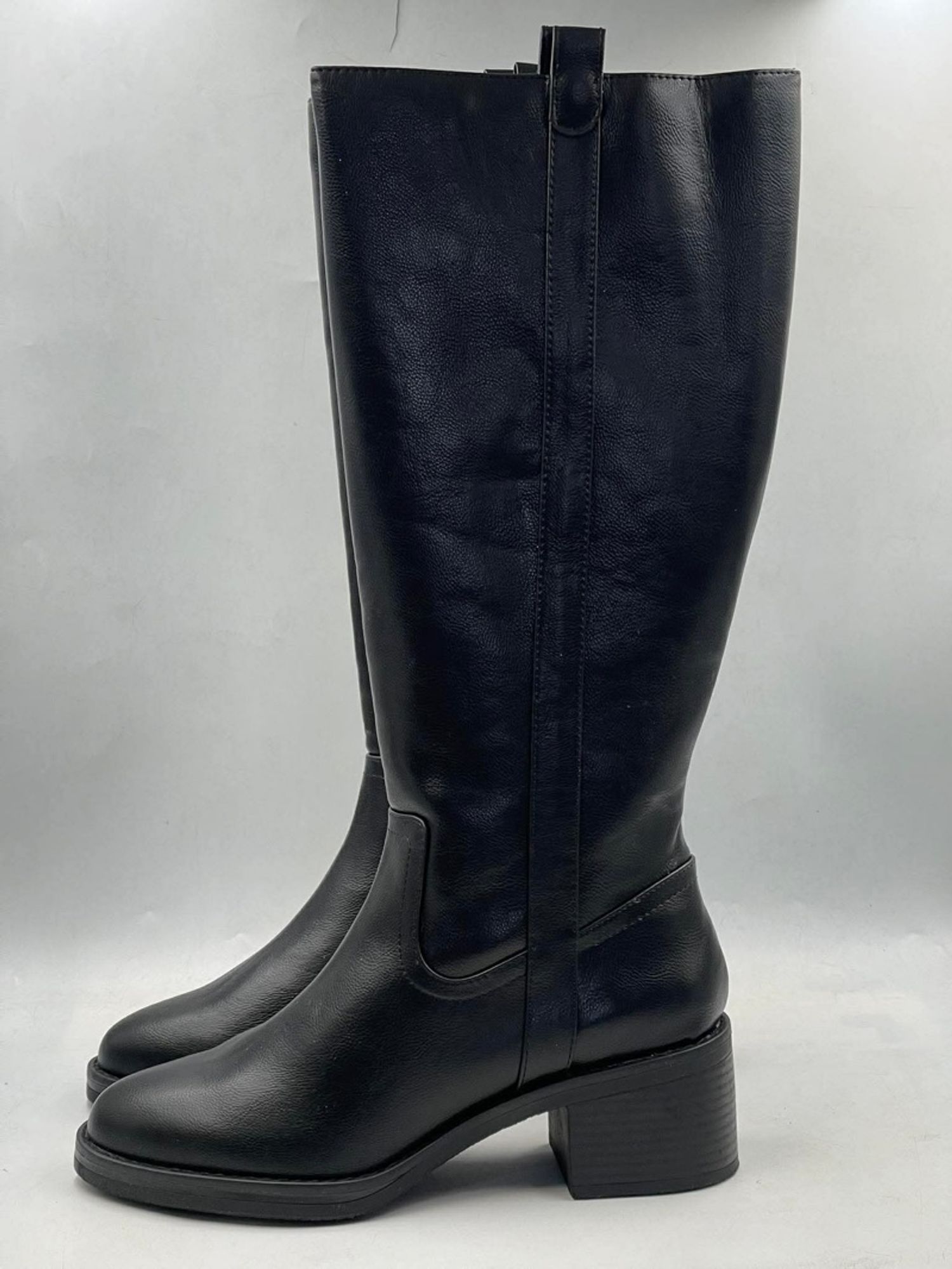 Kensie хар урт түрийтэй 