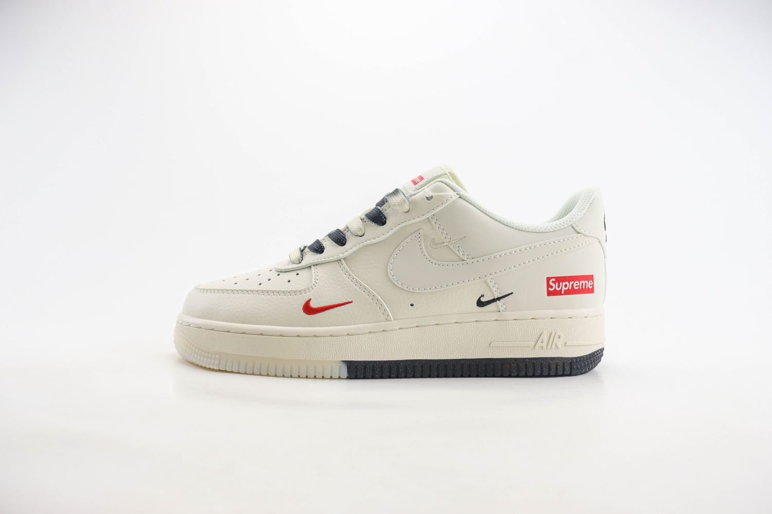 Nike Air Force 1 Low x supreme 44