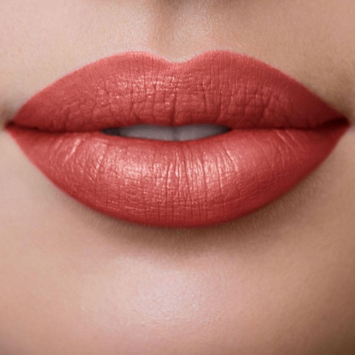 LIP SHOT  22 ROYAL RED