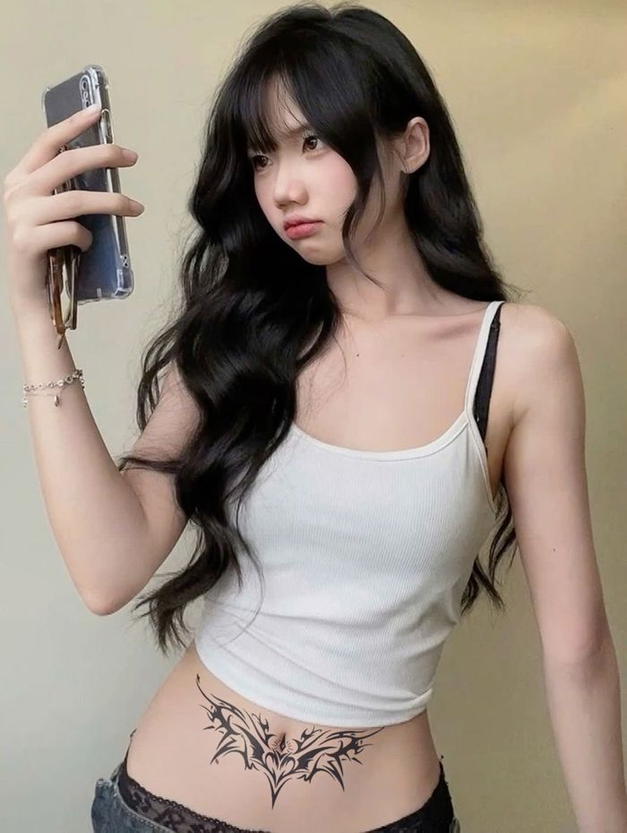 Belly Усан шивээс