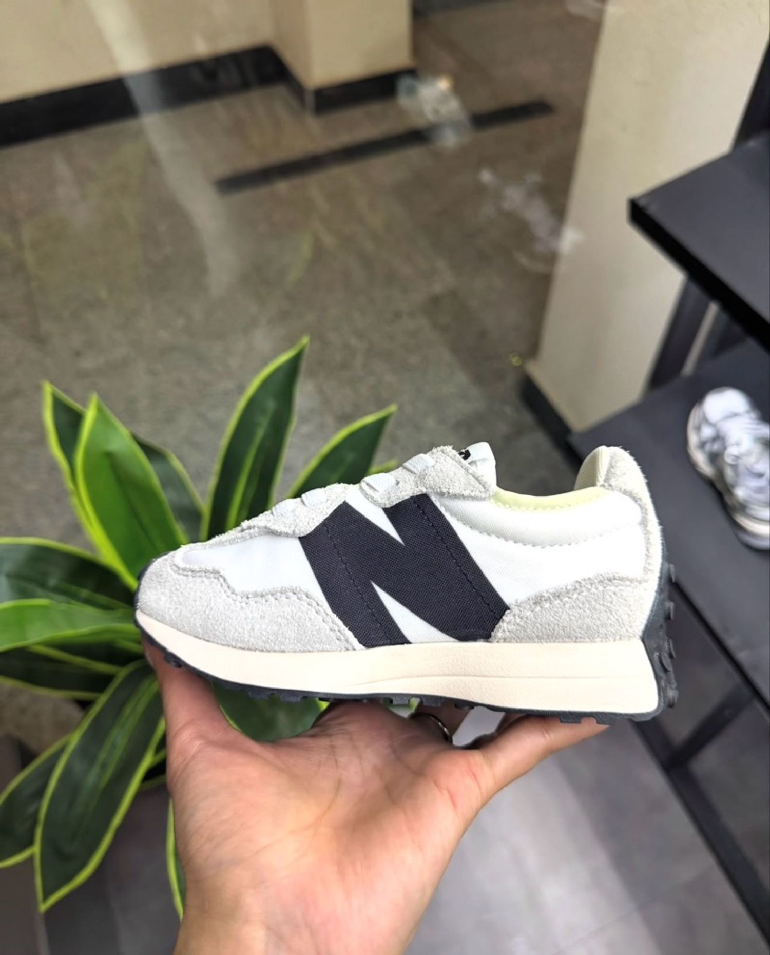 New Balance 327 Navy Blue