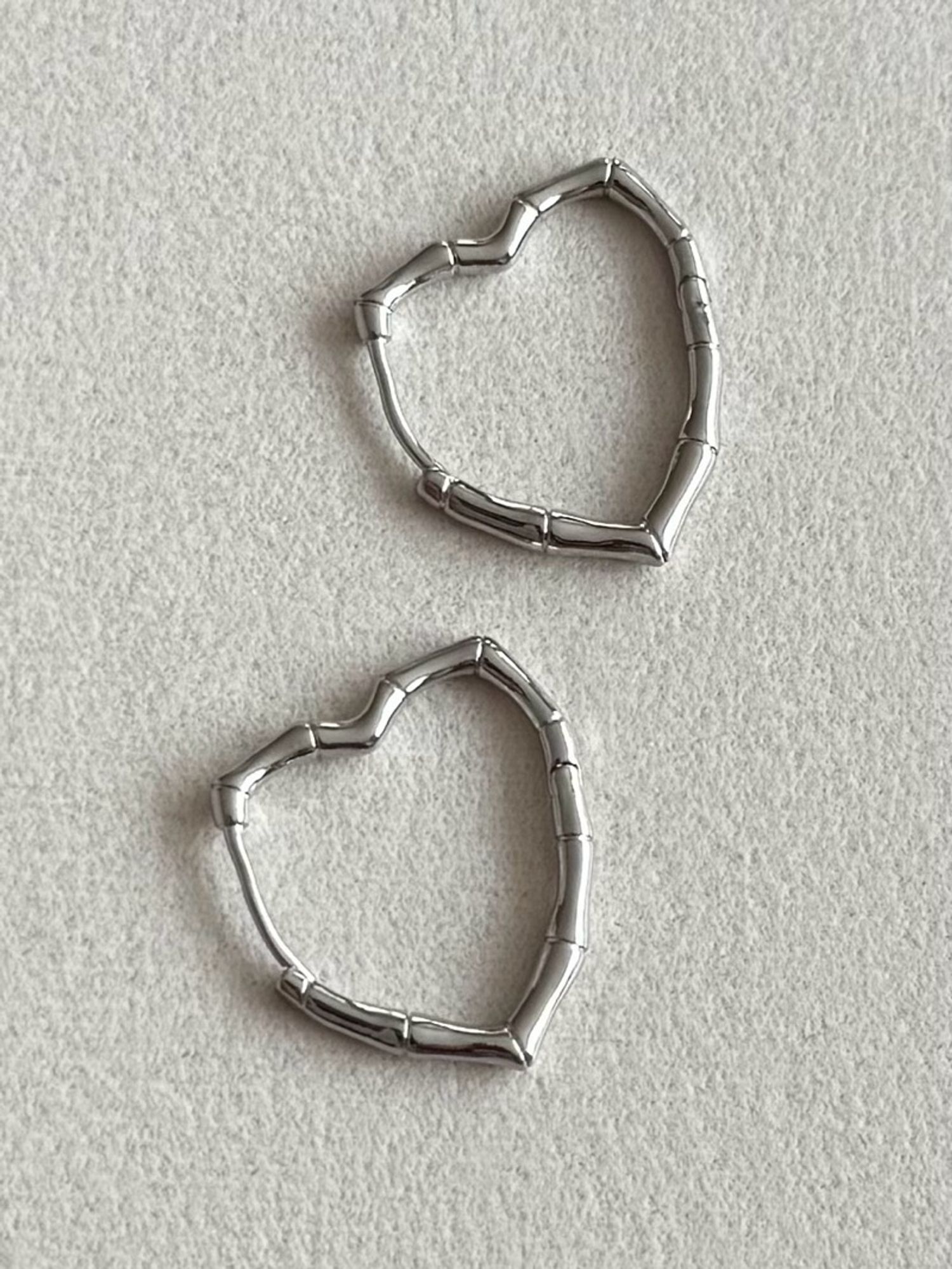 Heart-shaped hoop earrings