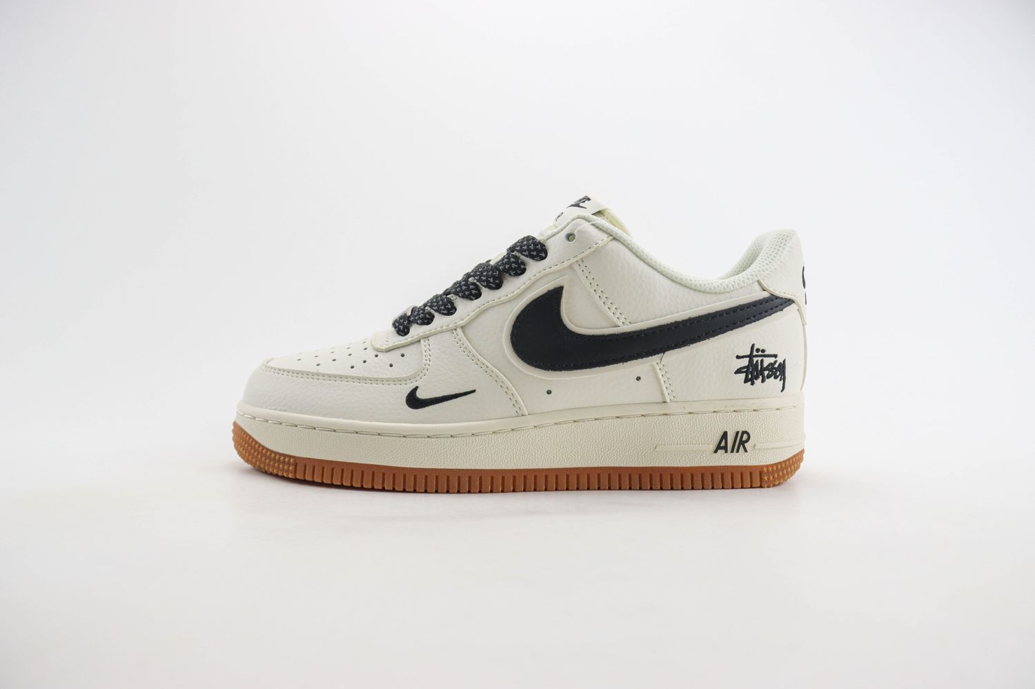 Nike Air Force 1 Low x Stussy 134