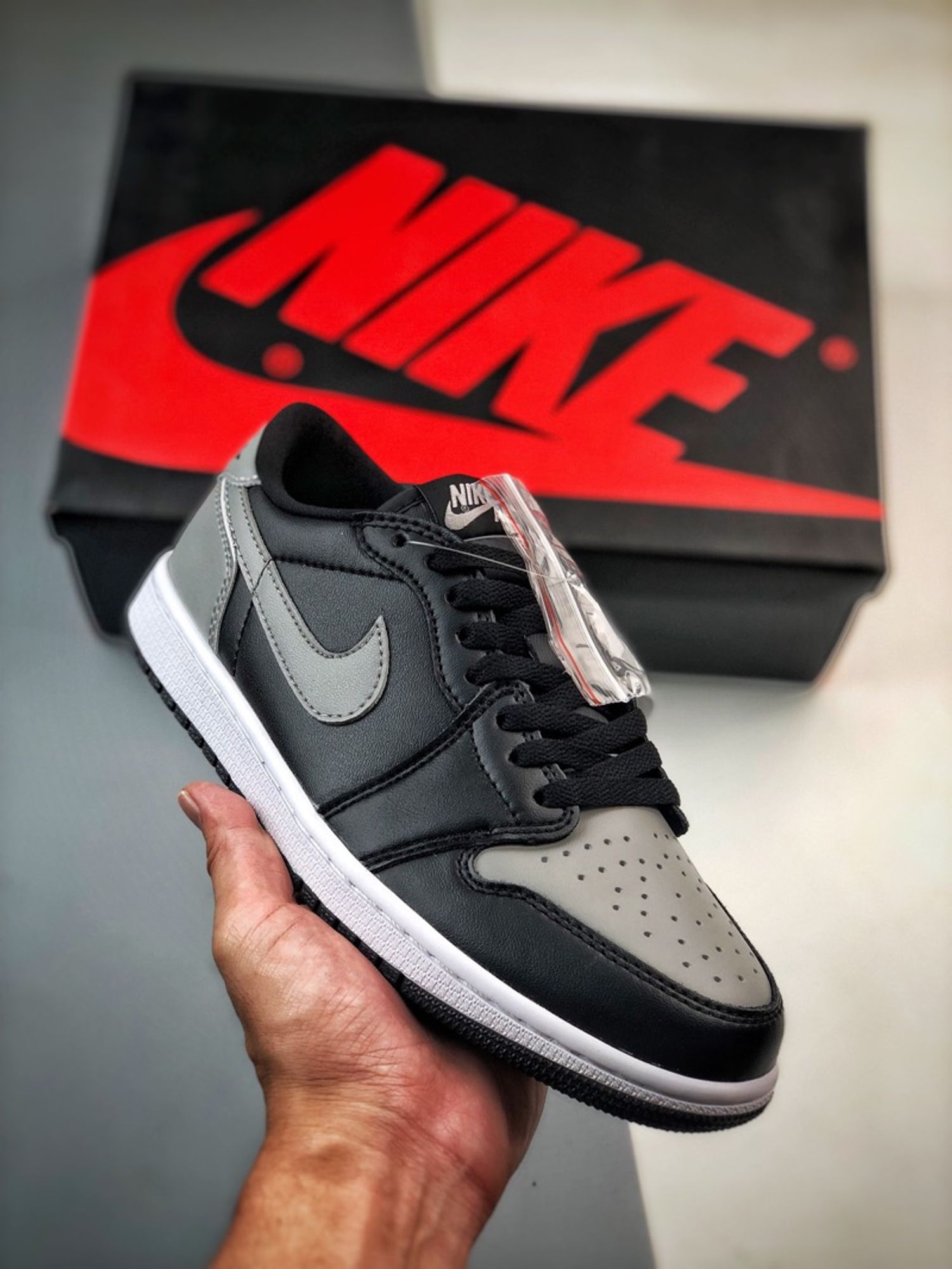 Air Jordan 1 Low