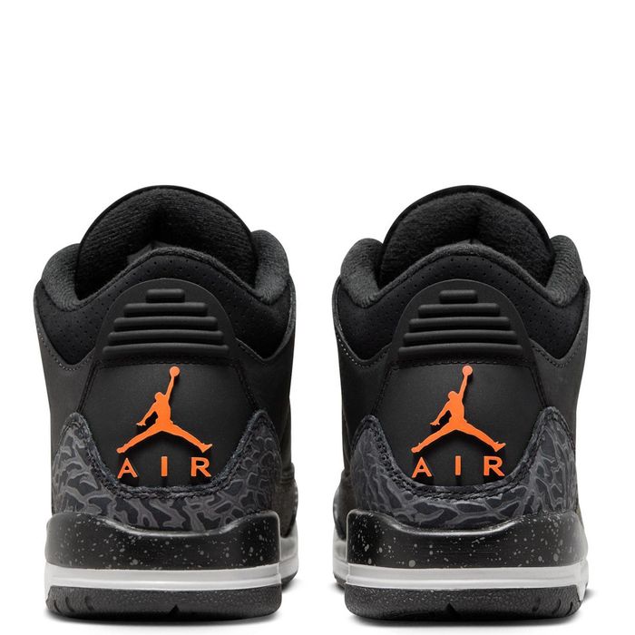 Jordan 3 Retro “Fear”