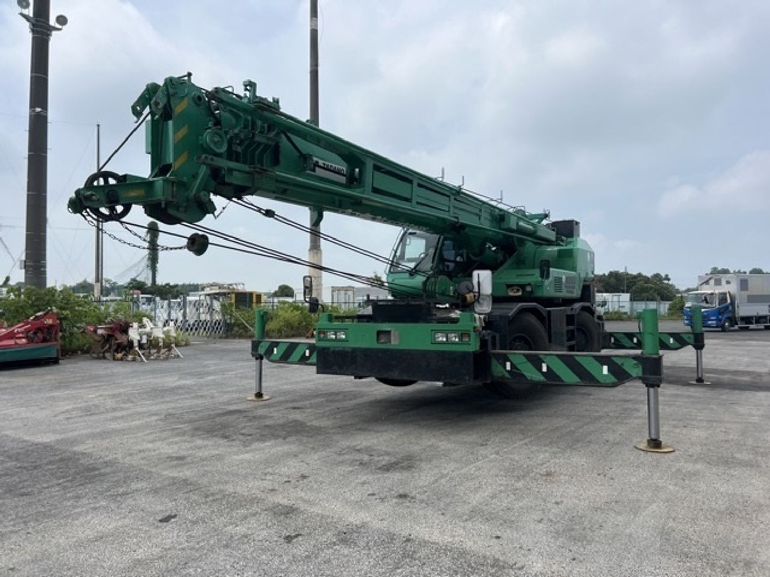 Tadano 25 ton crane