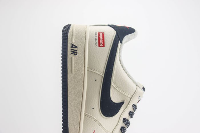 Nike Air Force 1 Low x supreme 88