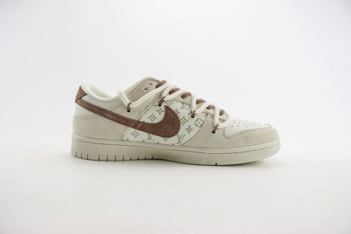 Nike SB Dunk Low x LV 33