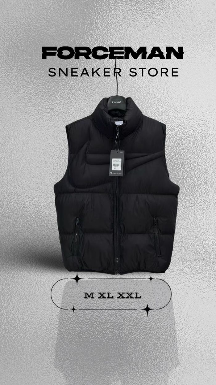 Nike Swoosh Vest 