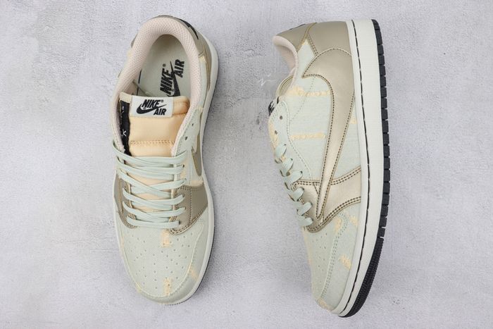 Travis Scott x Nike Wmns Air Jordan 1 Low OG SP 15