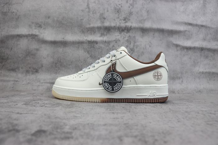 Nike Air Force 1 Low x Stone Island  01