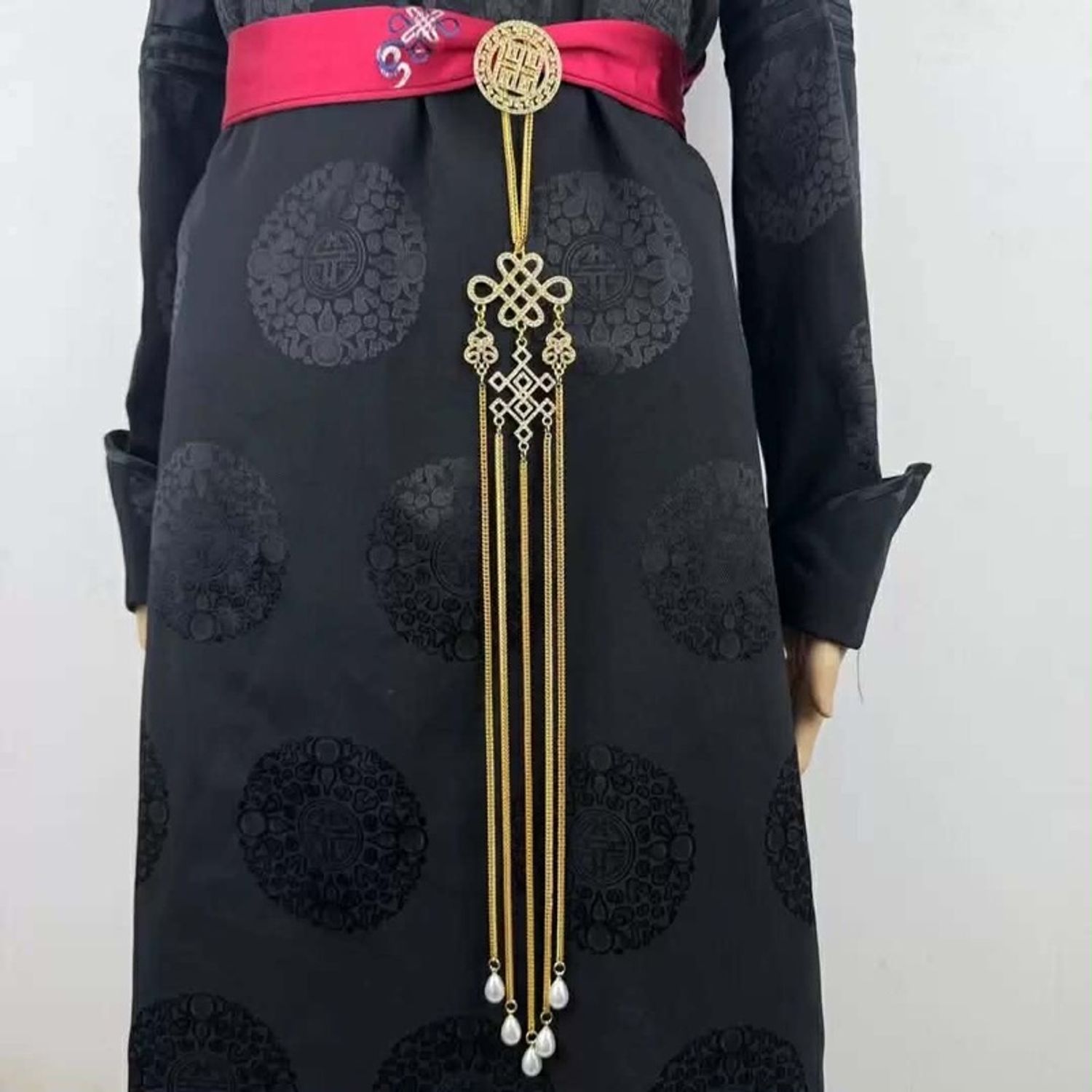 Бүсний гоёл