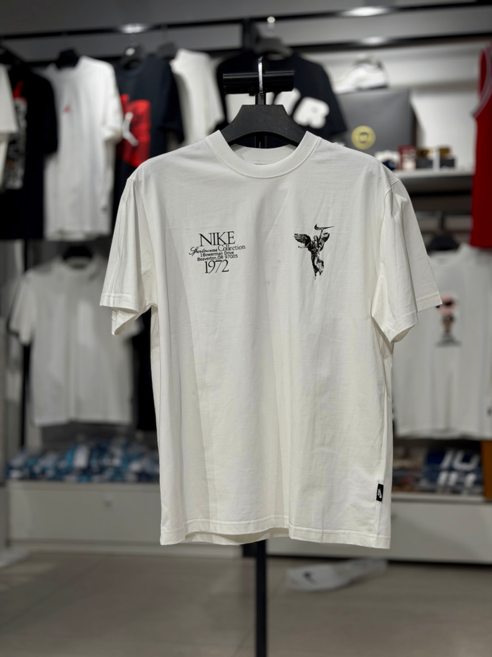 Nike Sportswear Wings Heritage T-Shirt