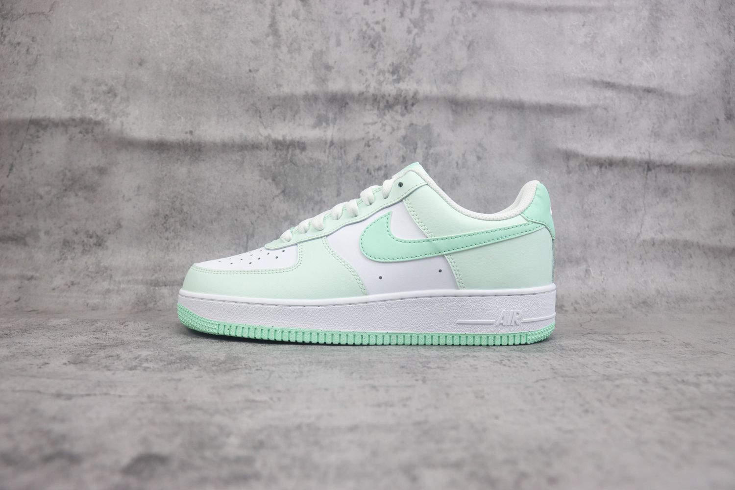Nike Air Force 1 Low "Barely Green/Mint Foam/White"