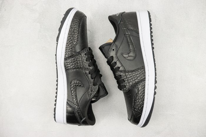 Jordan 1 Retro Low Golf Black Croc
