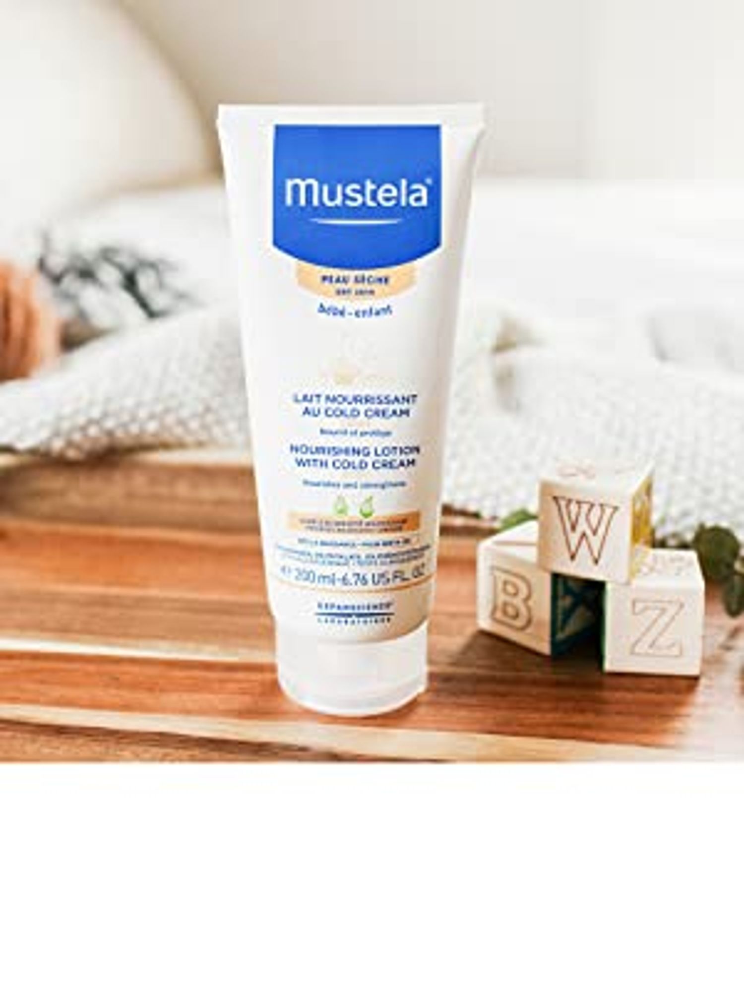 Тэжээлийн тостой биеийн лосьон 200 мл \Nourishing Body Lotion 200 ml