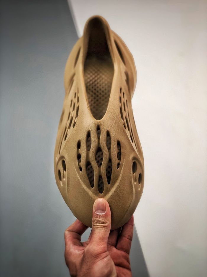 Adidas Yeezy Foam Runner “Ochre”