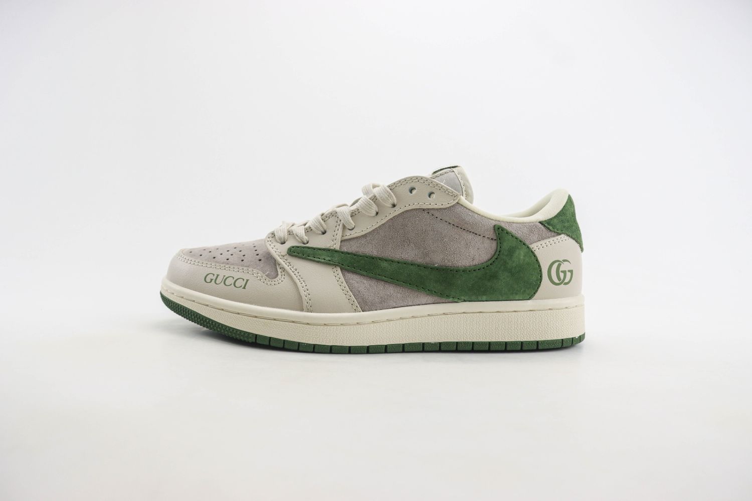 Travis Scott x Fragment Design x Air Jordan 1 Low Gucci 01