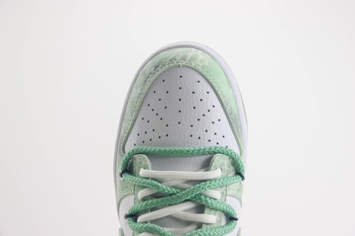 Nike SB Dunk Low 170