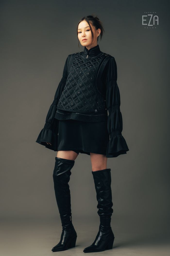 Гар чимэглэлтэй торгон хантааз