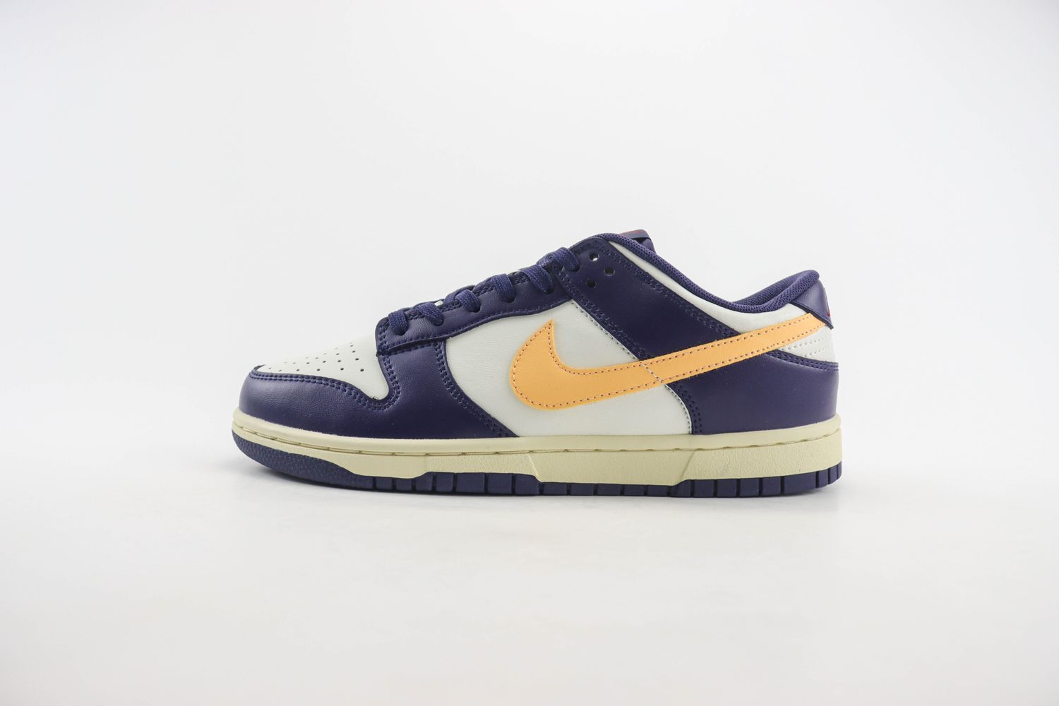Dunk Low 'From Nike, To You - Navy'