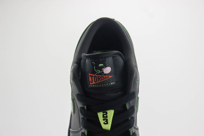 Jordan 1 Low SE Black Cat Mascot