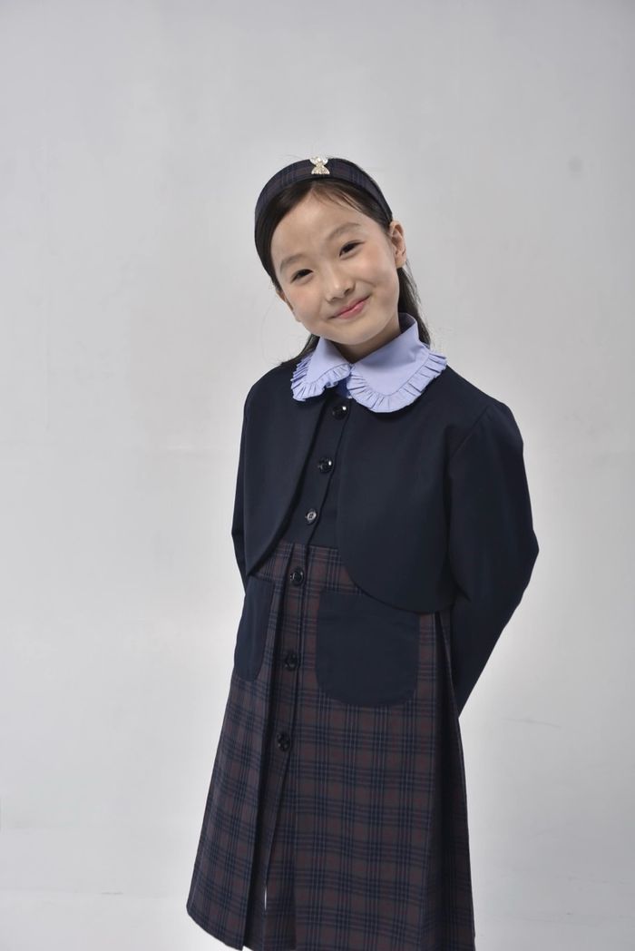 https://cdn.zochil.shop/20c4a1d6-9247-4e40-8299-c7018f1297de_t700.jpg