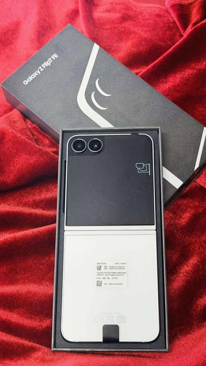 Samsung ZFlip7 FE