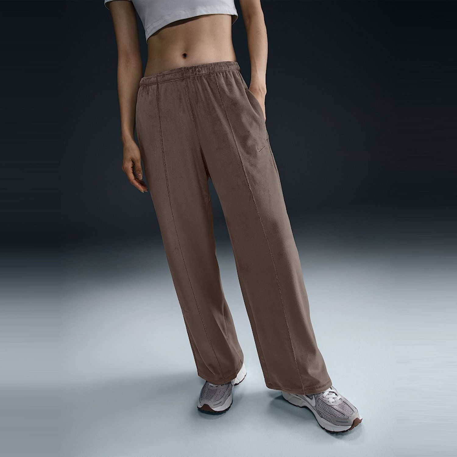 Nike Women's 2025 AS NSW NK CHLL VLR MR OH SWT Knitted Pants