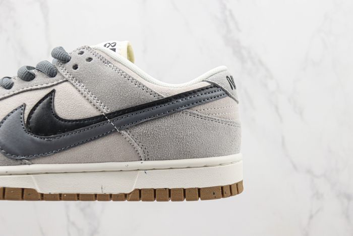 Nike SB Dunk Low 85 Light Grey Black Gum 