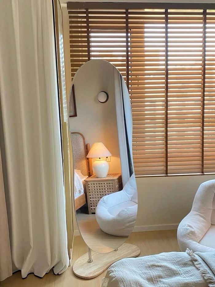 Чулуун суурьтай толь 