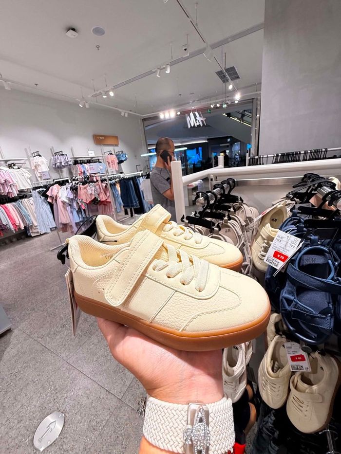 H&M гутал 