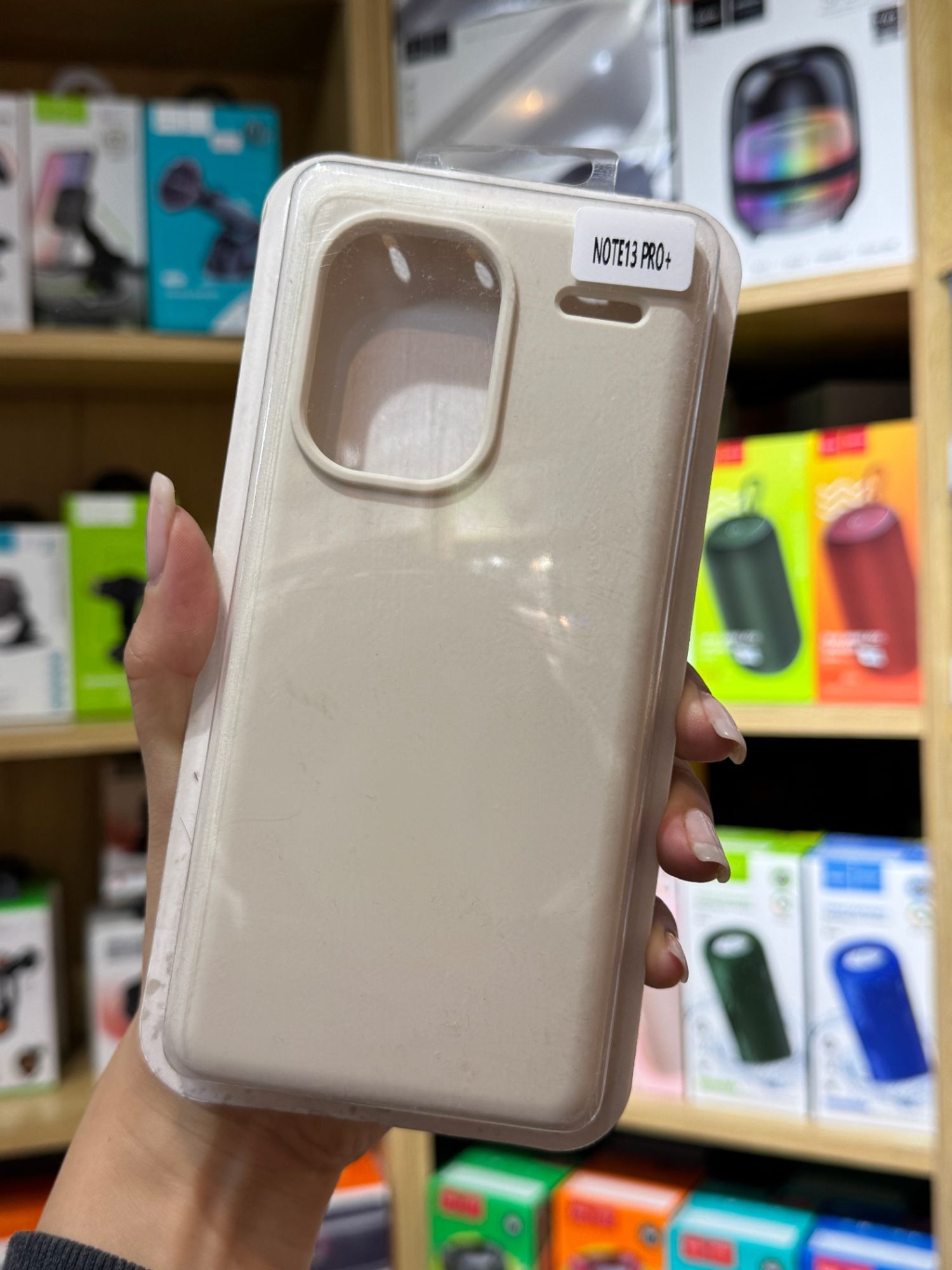 Redmi Note 13 pro plus силликон гэр цагаан