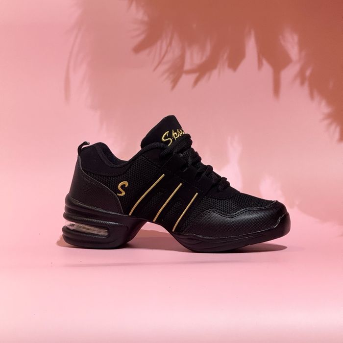 Бүжгийн пүүз