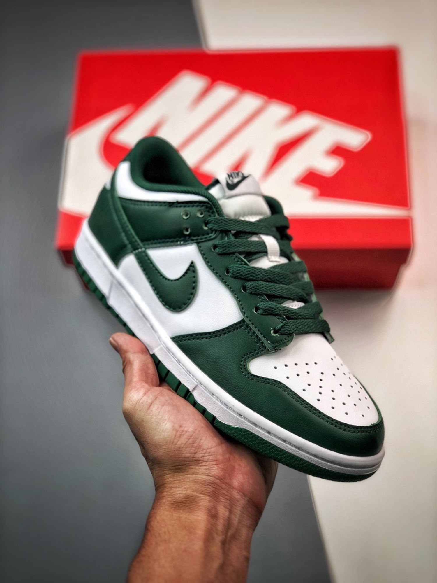 Nike Dunk Low Retro “Varsity Green”