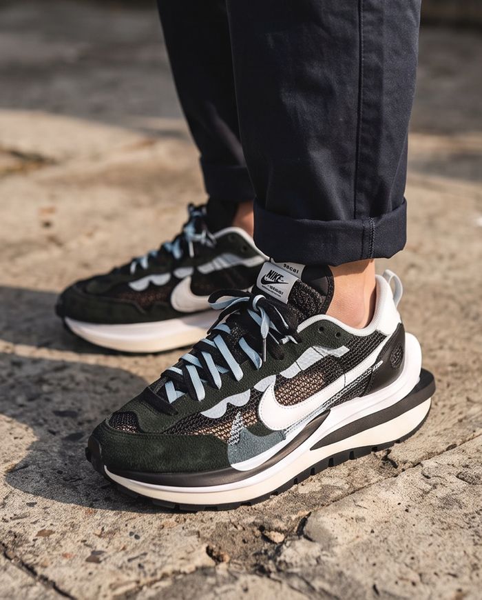 Nike Sacai black