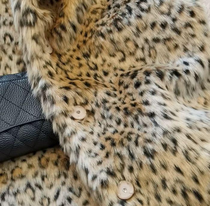 Бэлэн үслэг