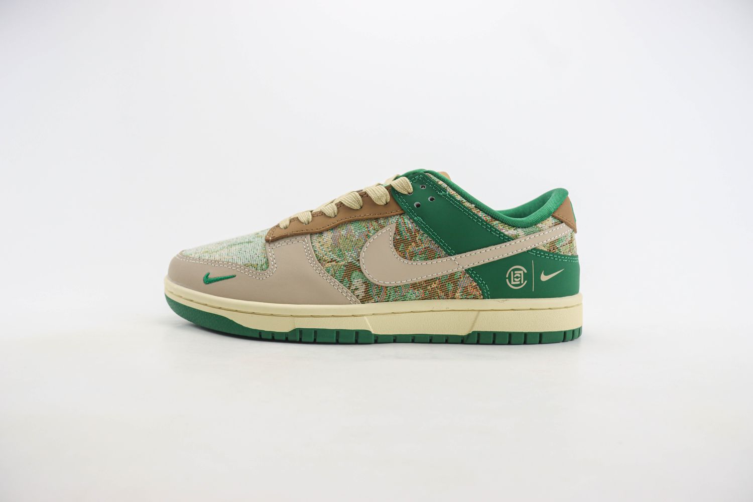 Nike SB Dunk Low x CLOT 01
