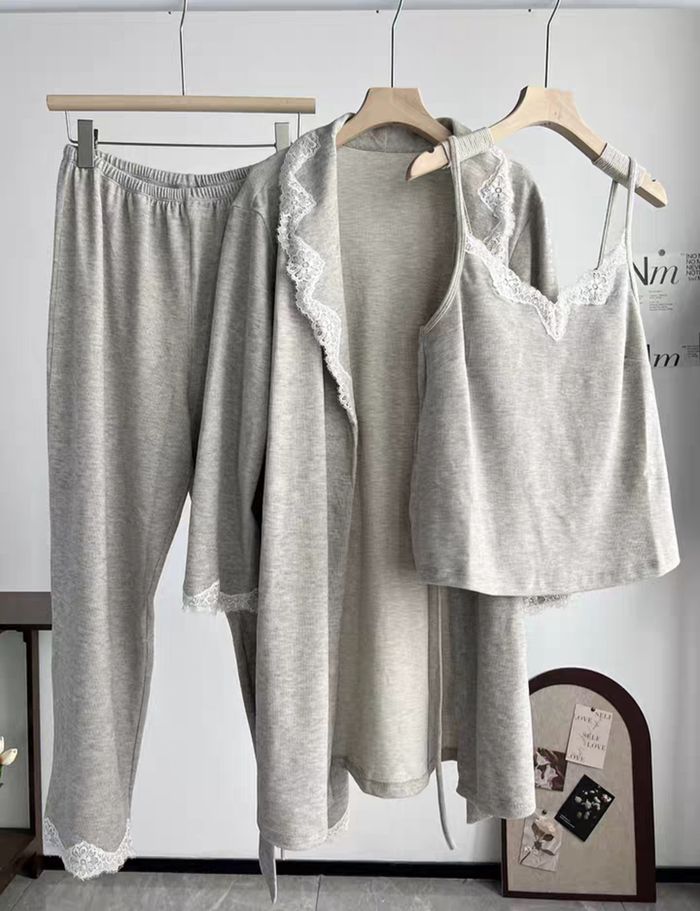 Саарал 3 хос