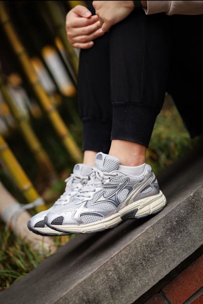 Mizuno Speed 2K