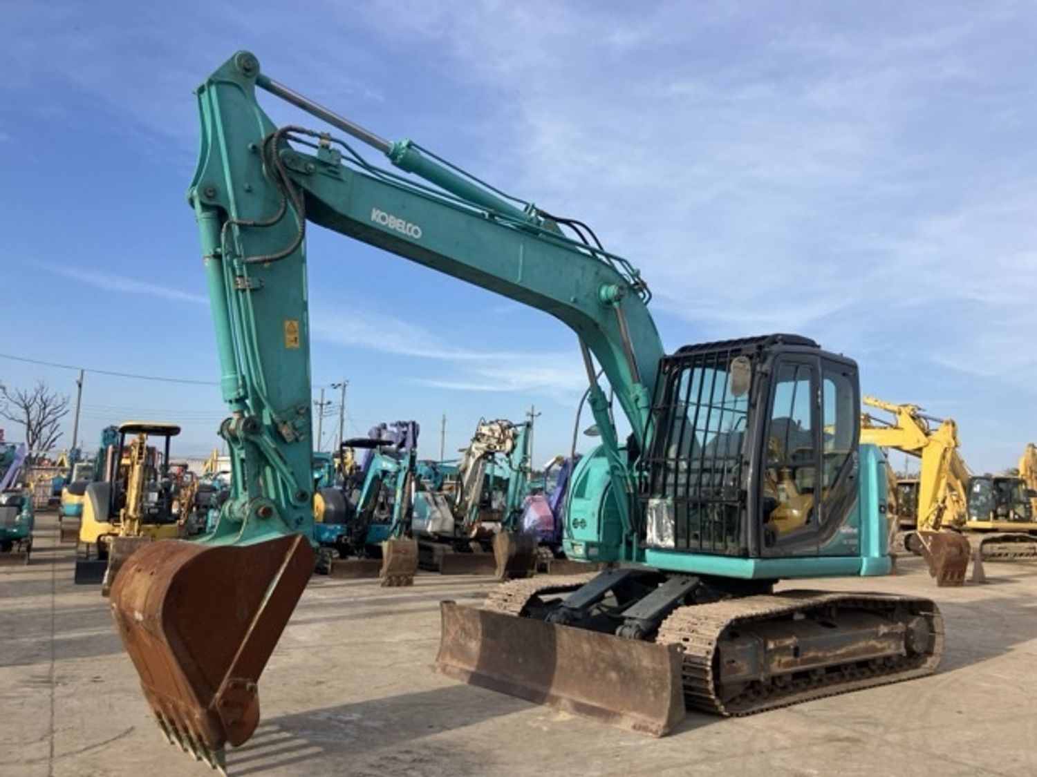Kobelco Sk135 excavator